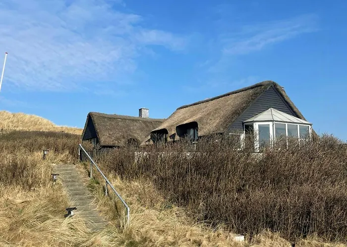 Сasa de vacaciones 13,000 Sqm Nature Plot Right Down To The *